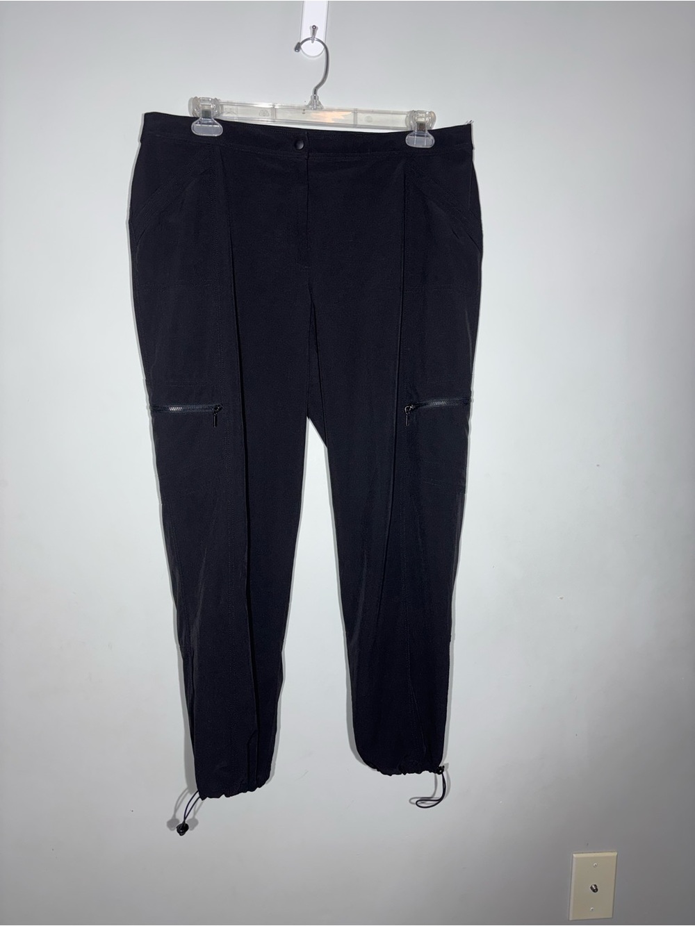 Women's ZENERGY by CHICO'S Black XL Zipper Pockets Adjustable Hem Pants 3